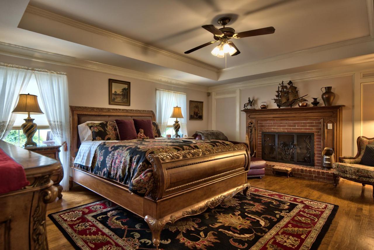 Southern Cross Guest Ranch Resort
