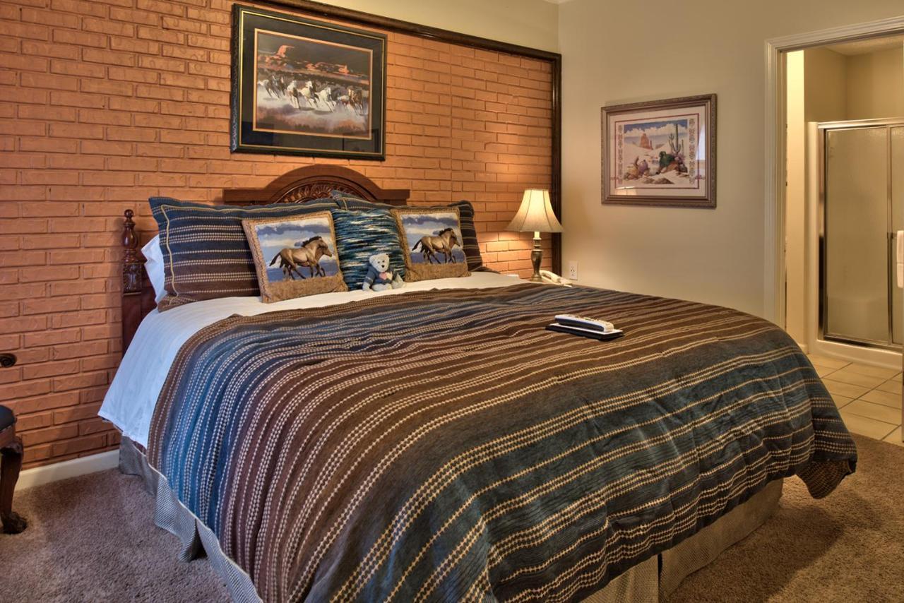 Southern Cross Guest Ranch 3*